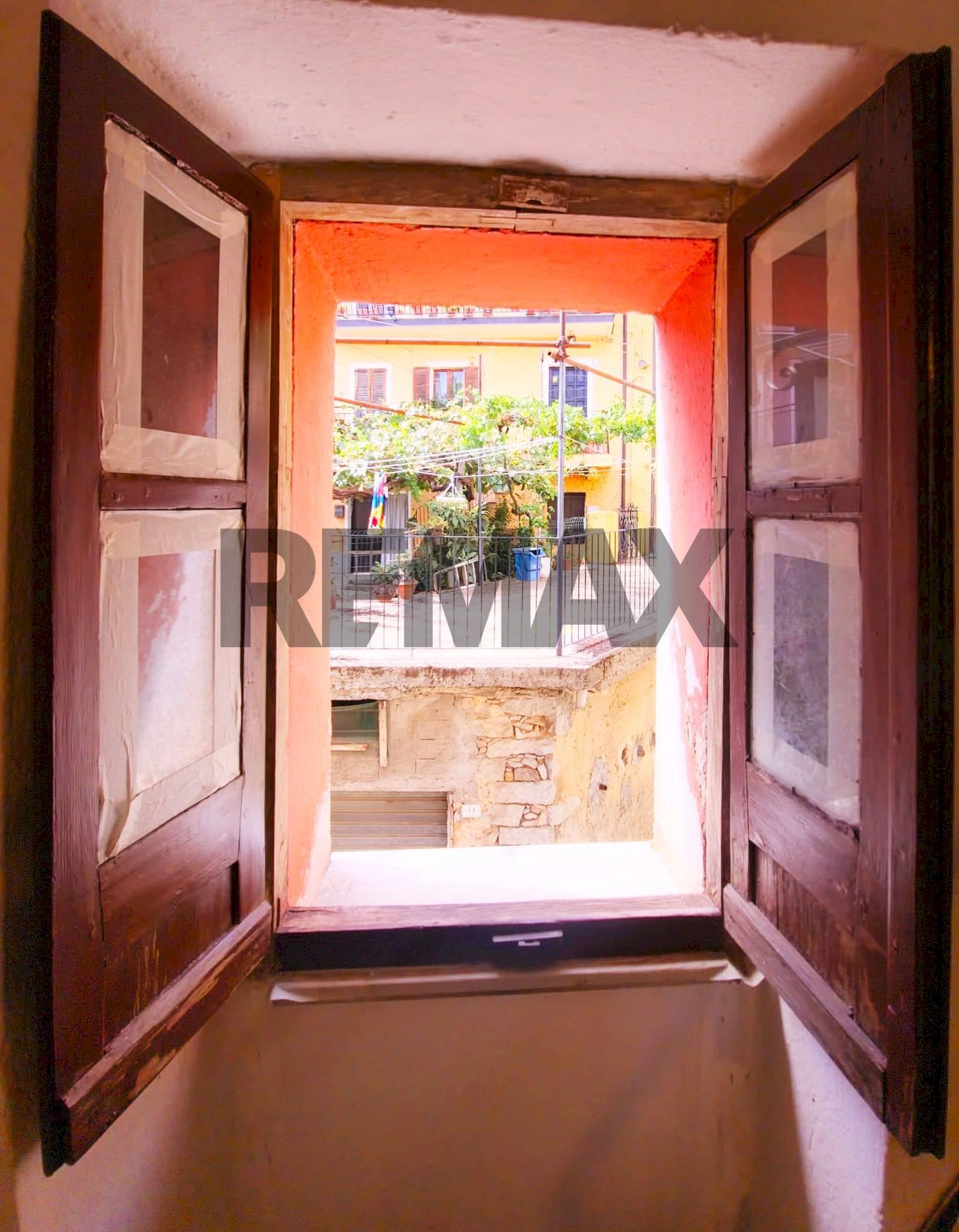 Dettagli - Semi-detached house vico 3° di via Siccardi
1, Lanusei - photo 3