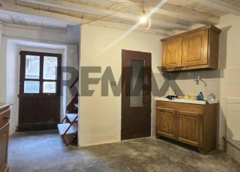 Cucina - Casa semi indipendente vico 3° di via Siccardi
1, Lanusei - foto 4