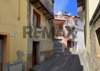 Edificio all\'aperto - Casa semi indipendente vico 3° di via Siccardi
1, Lanusei - foto 28