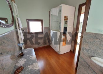 Bagno - Villa naro
 
snc, Gravedona ed Uniti - foto 20
