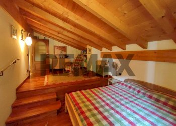 Camera / camera da letto - Villa naro
 
snc, Gravedona ed Uniti - foto 25