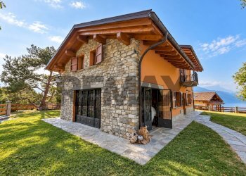 Casa all\'aperto - Villa naro
 
snc, Gravedona ed Uniti - foto 1