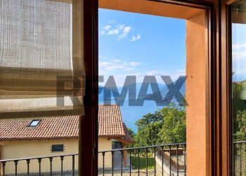 Balcone - Villa naro
 
snc, Gravedona ed Uniti - foto 24
