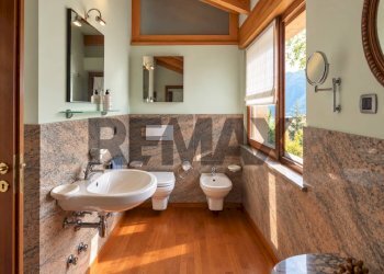 Bagno - Villa naro
 
snc, Gravedona ed Uniti - foto 29