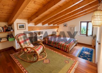 Camera / camera da letto - Villa naro
 
snc, Gravedona ed Uniti - foto 33