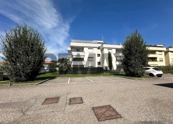 Edificio all\'aperto - Bilocale via Matteotti
 
10, Luisago - foto 36