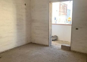 Stanza non arredata - Casa indipendente via Caduti di Nassirya, Pulsano - foto 11
