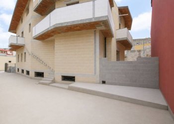 Cortile interno - Casa indipendente via Brindisi, Casarano - foto 17