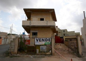 Facciata - Casa indipendente via Brindisi, Casarano - foto 28