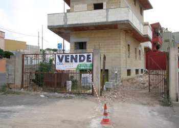 Facciata - Casa indipendente via Brindisi, Casarano - foto 30