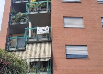 Facciata - Quadrilocale via Giovanni Servais, 92/153, Torino (zona Parella) - foto 2