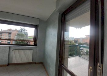 Camera da letto - Quadrilocale via Giovanni Servais, 92/153, Torino (zona Parella) - foto 8