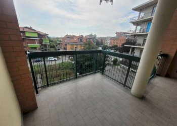 Terrazzo - Quadrilocale via Giovanni Servais, 92/153, Torino (zona Parella) - foto 11