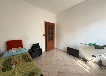 Camera da letto - Trilocale via Cherasco, 8, San Mauro Torinese - foto 19
