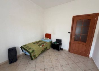 Camera da letto - Trilocale via Cherasco, 8, San Mauro Torinese - foto 20
