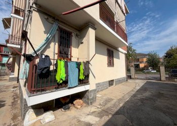 Facciata - Trilocale via Cherasco, 8, San Mauro Torinese - foto 34