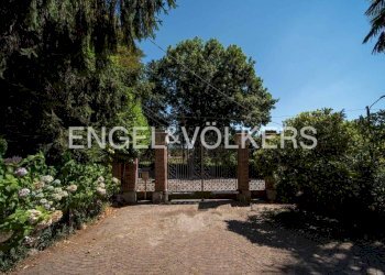 Giardino - Villa via Angela e Felice dell'Acqua, 2, Casciago - foto 5