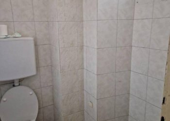 Bagno - Negozio viale Milano, 26, Varese - foto 9