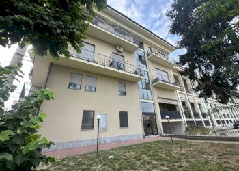 Facciata - Loft via Luigi Einaudi, Moncalieri - foto 26