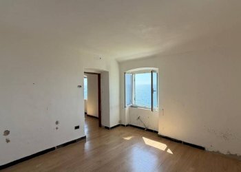 Stanza non arredata - Attico via Giacomo Canepa, Genova (zona Voltri) - foto 13