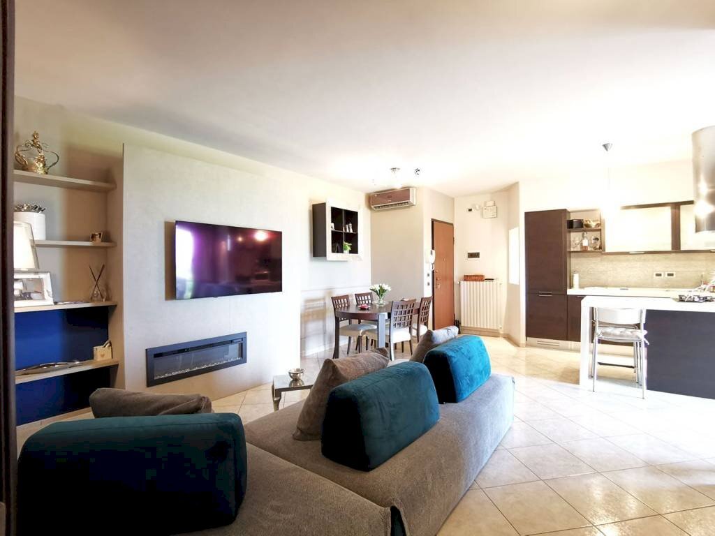 Salone - Three-room apartment via Maria Montessori, 90, Mappano - photo 1
