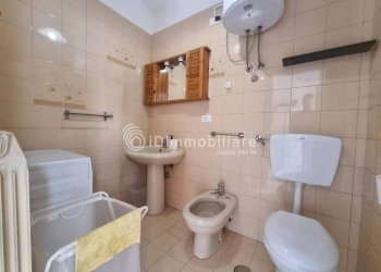 Bagno - Two-room apartment corso Regio Parco, 24, Torino (neighborhood Aurora) - photo 16