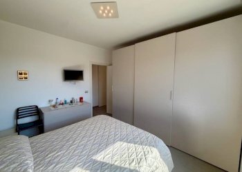 Camera da letto - Quadrilocale strada al Lanificio, 3, Biella - foto 17