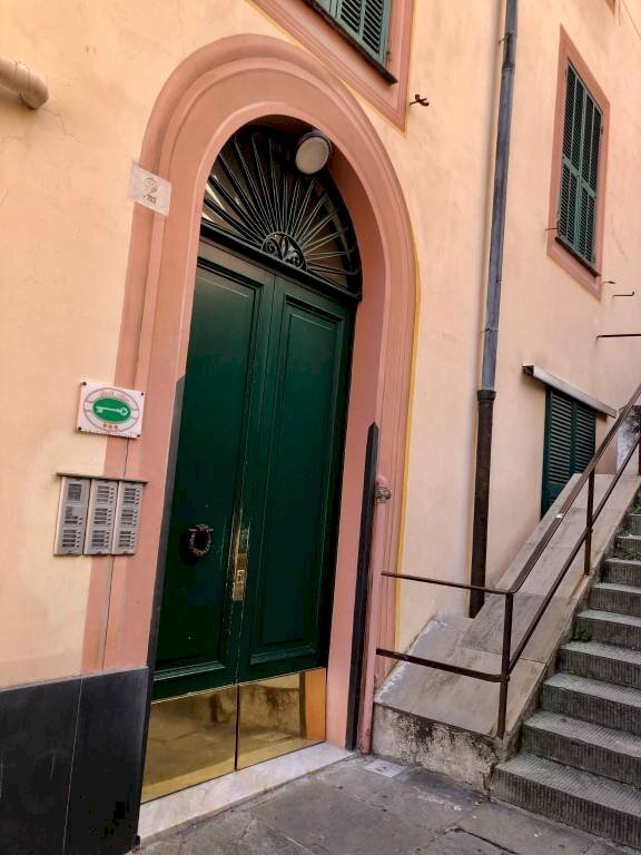 Ingresso - Quadrilocale Scalinata Lercari, 2, Genova (zona Castelletto) - foto 1