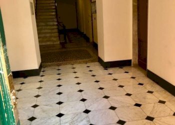 Interno palazzo - Quadrilocale Scalinata Lercari, 2, Genova (zona Castelletto) - foto 2