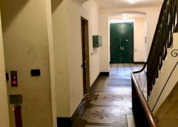 Interno palazzo - Quadrilocale Scalinata Lercari, 2, Genova (zona Castelletto) - foto 3