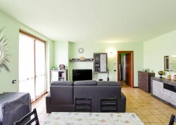 Salone - Appartamento via Giovan Battista Borgonovo, 22, Cadorago - foto 6
