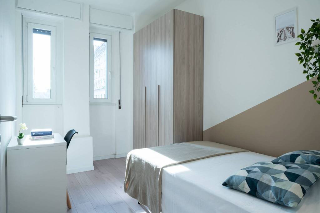 Camera da letto - Terreno non edificabile via Ruggero Leoncavallo, 17, Milano (zona Casoretto) - foto 1