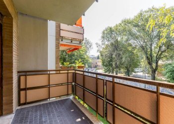 Balcone - Terreno non edificabile via Gozzadini, 14, Milano (zona San Siro) - foto 46