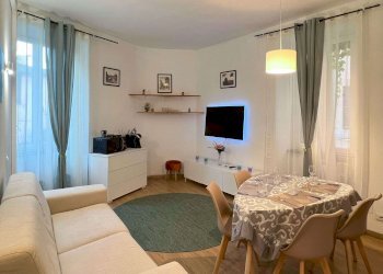 soggiorno - Bed & Breakfast via Giuseppe Garibaldi, 12, Roma (neighborhood Trastevere) - photo 4