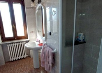 Bagno - Rustic CASCINA CACCIABUE (EX VIA STAZIONE), Quattordio - photo 16