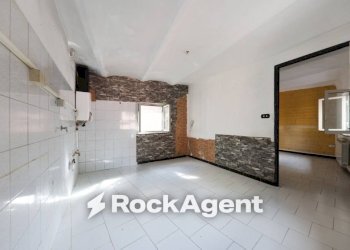 Salone - Bilocale via Barabini di Teglia, 2, Genova (zona Bolzaneto) - foto 12
