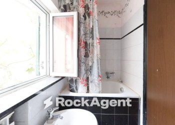 Bagno - Bilocale via Barabini di Teglia, 2, Genova (zona Bolzaneto) - foto 17