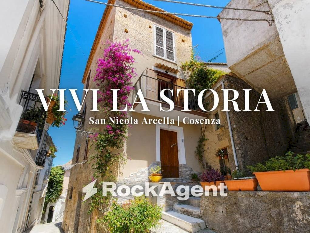 Zona - Quadrilocale via Amedeo Barletta, 3, San Nicola Arcella - foto 1
