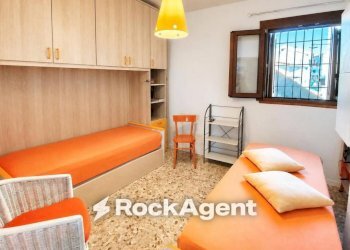 Camera da letto - Quadrilocale via Amedeo Barletta, 3, San Nicola Arcella - foto 28