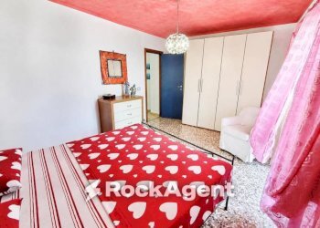 Camera da letto - Quadrilocale via Amedeo Barletta, 3, San Nicola Arcella - foto 38