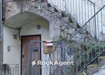 Facciata - Bilocale via dei Granari, Vallerano - foto 2