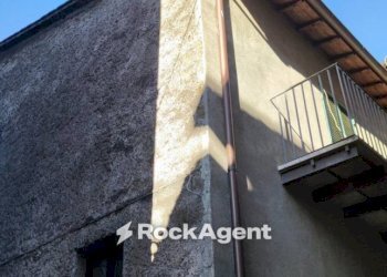 Facciata - Bilocale via dei Granari, Vallerano - foto 20
