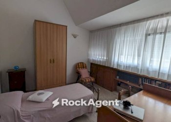 Camera da letto - Terraced Villa via Arcangelo Corelli, 112, Latina - photo 10