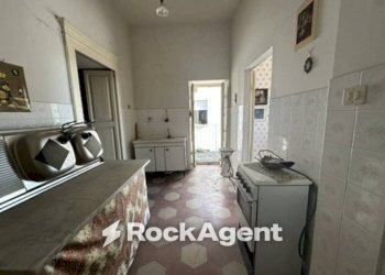 Cucina - Trilocale corso Vittorio Emanuele, 115, Poggiofiorito - foto 12