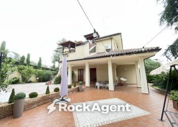 Giardino - Villa via FONTANELLE 11, Tortoreto - foto 36