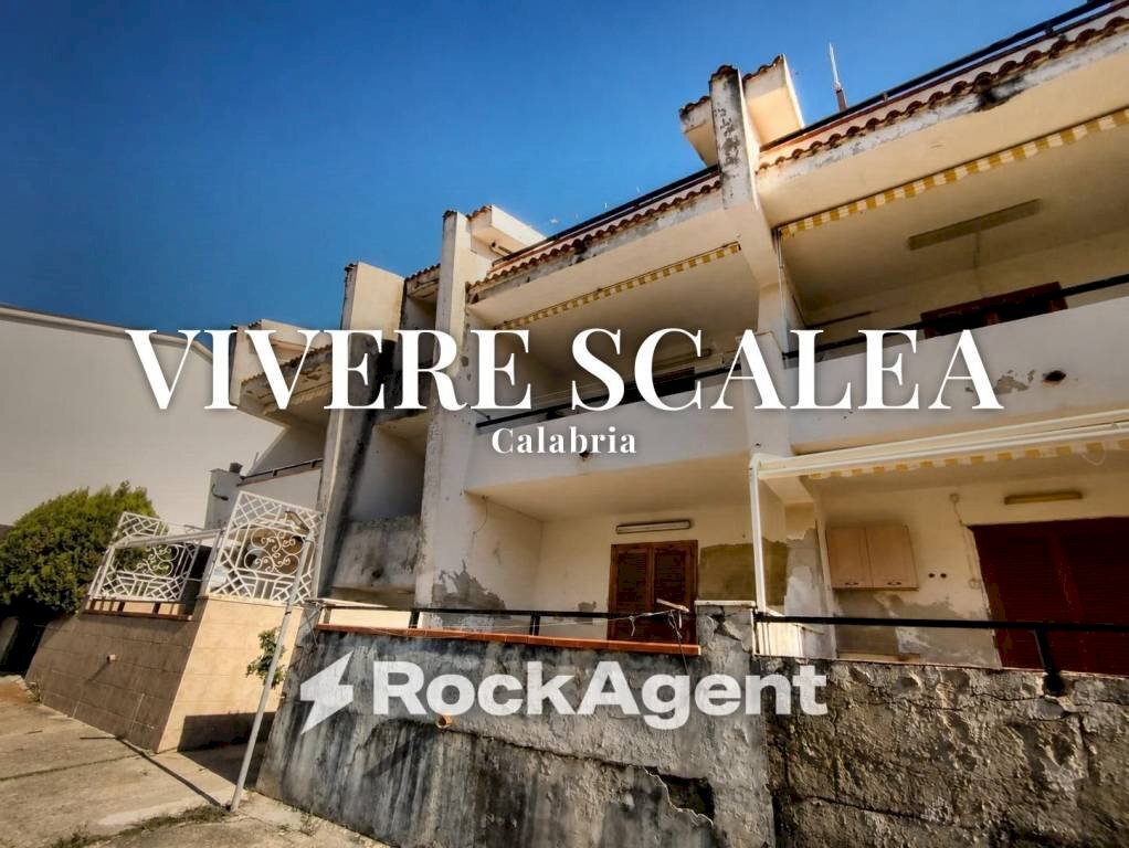 Facciata - Three-room apartment viale Raffaello, Scalea - photo 1