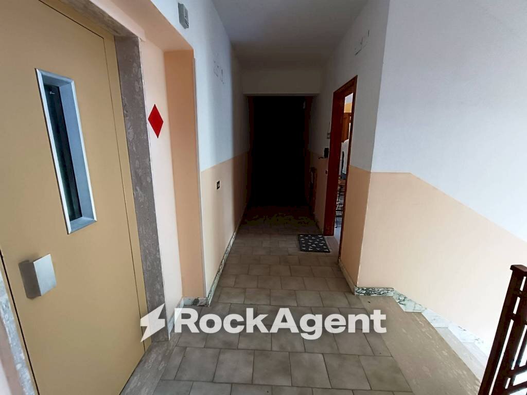 Interno palazzo - Quadrilocale via Piano Lettieri, Scalea - foto 3