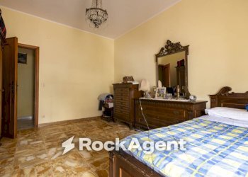 Camera da letto - Trilocale via Candela, 12, Catanzaro - foto 23