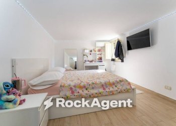 Camera da letto - Casa indipendente via Vicario Nicolosi, 14, Aci Castello - foto 17