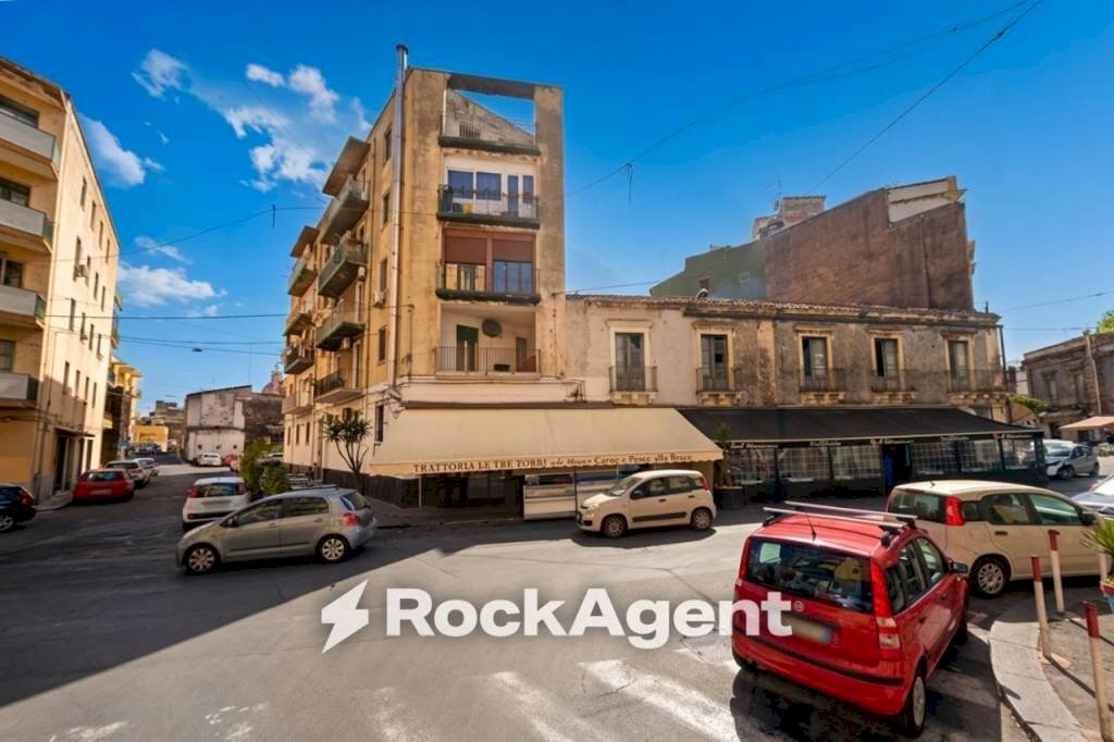 Zona - Quadrilocale via Antico Corso, 2, Catania - foto 3